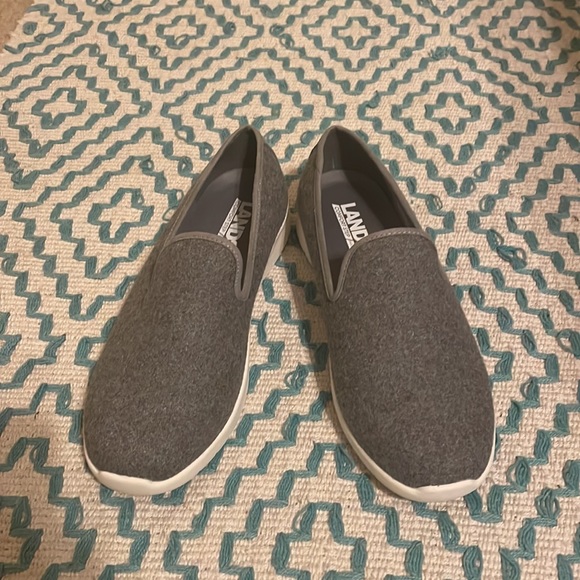 EUC Lands’ End Women’s Slip On Shoes - Picture 2 of 5